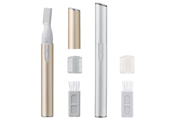 スキンケア化粧品のボトルが並ぶ写真